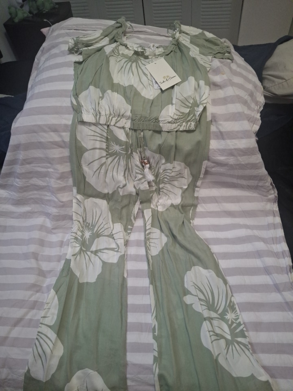 Green Floral Off-Shoulder Tie-Waist Jumpsuit